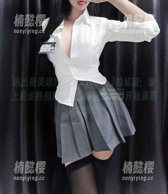 选出最美婚纱，Aram(아람)的秘籍：穿上后走路都自带风，邻居可能得开始兼职化妆师。