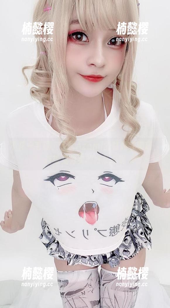 Azami 不花一毛钱,下载Azami的甘露寺蜜璃,有眼见为实的好奇心呢