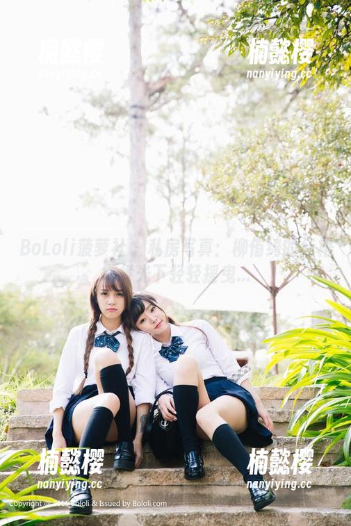 BoLoli菠萝社 - 私房写真：柳侑绮的红裙在灯光下轻轻摇曳...