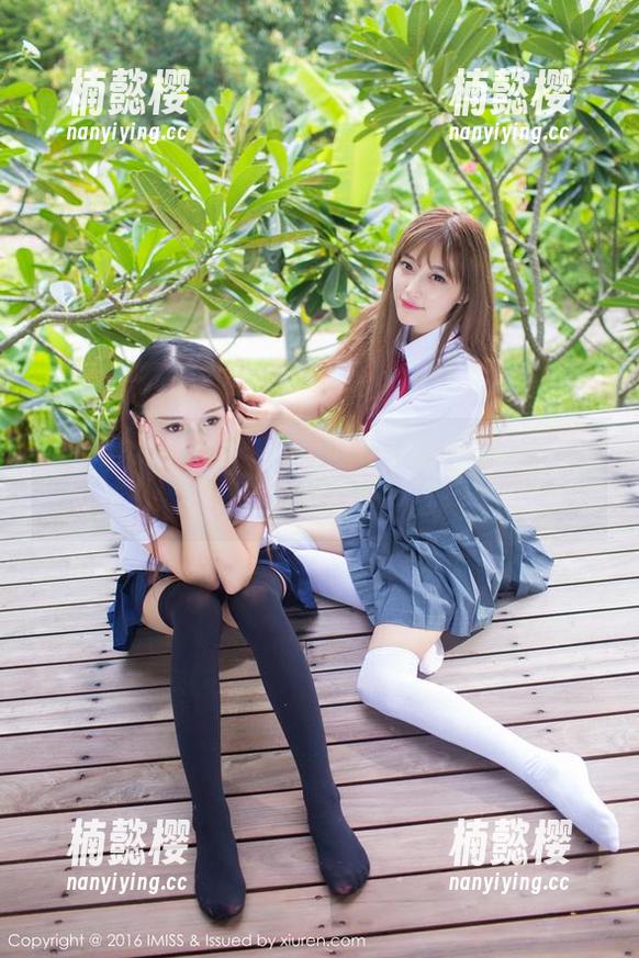 IMiss爱蜜社-Lavinia肉肉 IMiss爱蜜社 - 我和Lavinia肉肉的毛衣,一起在美图中穿梭