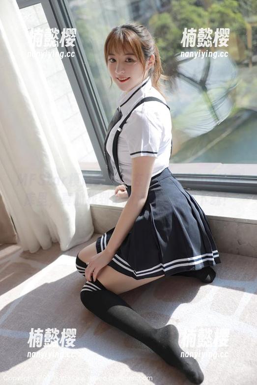 MFStar模范学院-唐琪儿il MFStar模范学院 - 在唐琪儿il的肉丝图库里,真的找到了新大陆,赶紧下载!