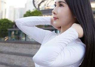 MiiTao蜜桃社 – 快来！小草莓Berry美腿原图，要是不给个免费我可不干！