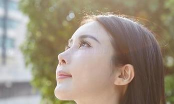MiiTao蜜桃社 – 更新！温心怡的清纯，你敢一眼看完吗？