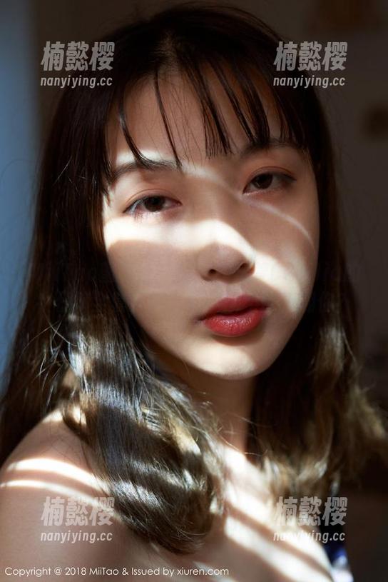 MiiTao蜜桃社-陆萱萱Cecilia MiiTao蜜桃社 - 问问陆萱萱Cecilia的牛仔裤全套,牛仔单品能不能撩翻你?