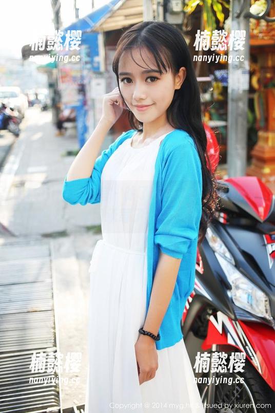 MyGirl美媛馆-软软爱吃肉 MyGirl美媛馆 - 除了衣服,软软爱吃肉的灰丝套图承载了太多的想象……