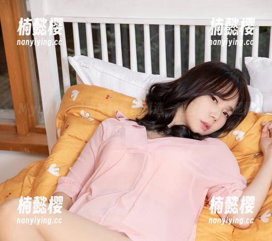 MyuA(뮤아)的长腿套图精选，适合所有对腿情有独钟的人。