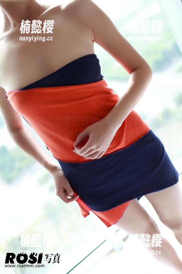 ROSI ROSI带来的夏日原图、写真,真想跟它一起去海边,不过估计我只能在沙发上撒欢了吧?