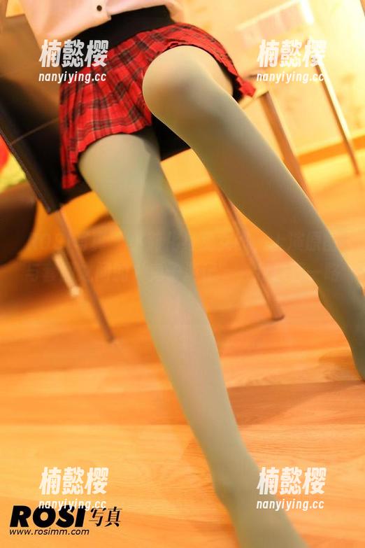 ROSI写真-小莉 ROSI写真 - 小莉化身兔女郎,上演原图与套图之间的“兔子游记”,我推荐一咯!