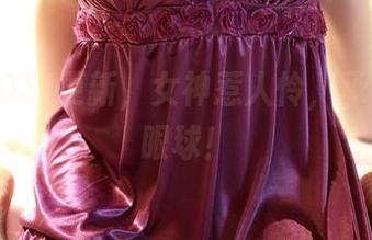 一波ROSI更新，女神惹人怜，承包你的眼球！