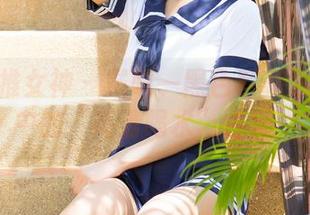 TGOD推女神 – 戴唯一黑色写真集：传说中的“高清喝水”特辑！