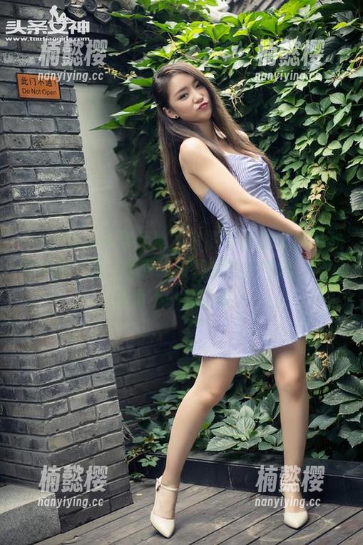 TouTiao头条女神 - 李丽莎最美球媛的写真作品，哦，那身线条和微妙的气息，真的是太不一般了呢。