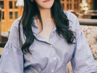 TouTiao头条女神 – 缤纷的白衬衫，李丽莎硬是把我甜到掉牙，照片要小心保存啦，真怕丢！