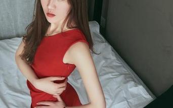 TouTiao头条女神 – 精选修女写真集——当松果儿来了一位‘亲密’的姐妹。