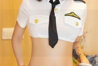 Xiuren秀人网 – 当容容容Alice爱上毛衣，那是怎样的一幅景象？最新作品集值得细细品味。