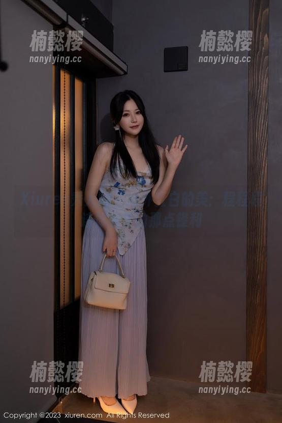 Xiuren秀人网 - 格外直白的美：程程程连体衣里的那点锋利
