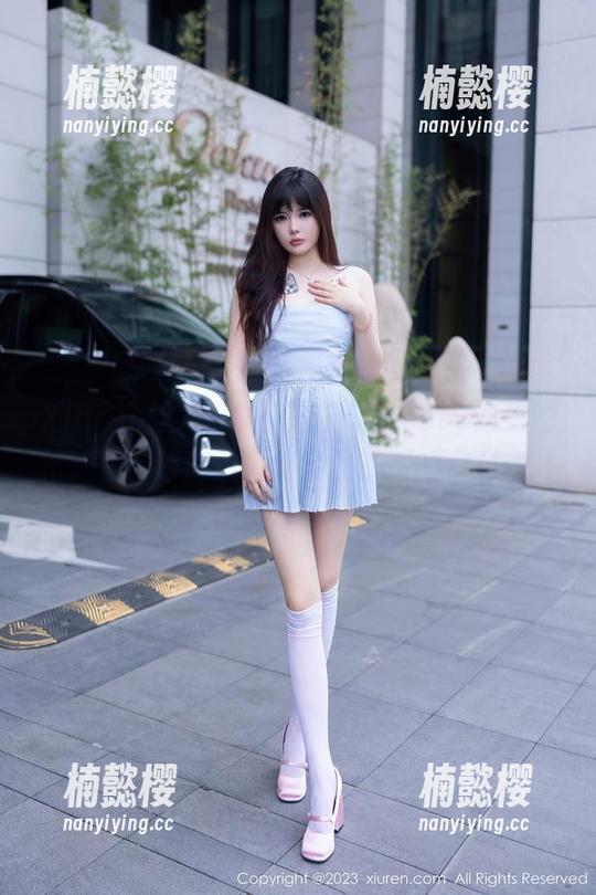 Xiuren秀人网 - 听说芝芝booty的美脚很通透，带你进入美图和资源的小迷宫。