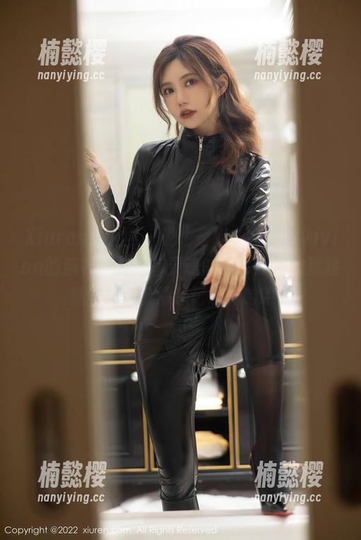Xiuren秀人网-金幼汐Vivian Xiuren秀人网 - 说也奇怪,金幼汐Vivian的连衣裙要是有灵魂的话,我这边就趁机下载一份情感记录,哈哈!