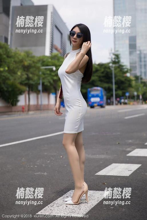 Xiuren秀人网-陈雅漫VICKY Xiuren秀人网 - 分享到朋友圈的陈雅漫VICKY短裤美图,谁说短裤不能惊艳!