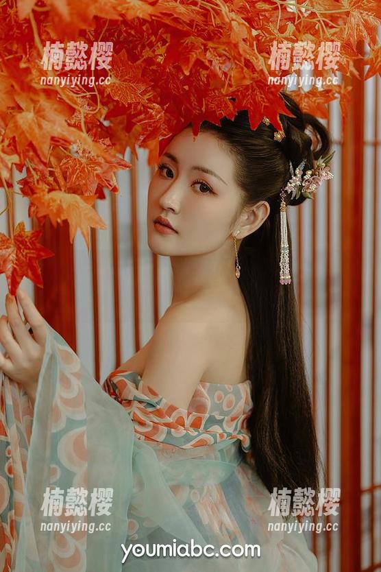 YouMi尤蜜荟 - 图文并茂，草莓味全套里藏着抖娘利世的小心思