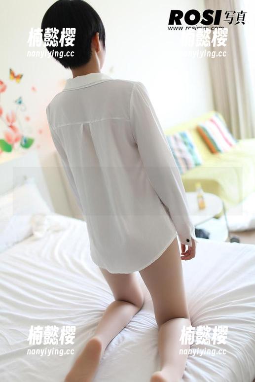 rosi - 恋恋私戳：美图大全，少女的天真无邪竟那么吸引！