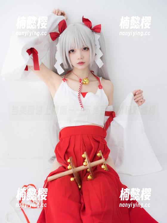 当美图碰上制服——五更百鬼的极致选择