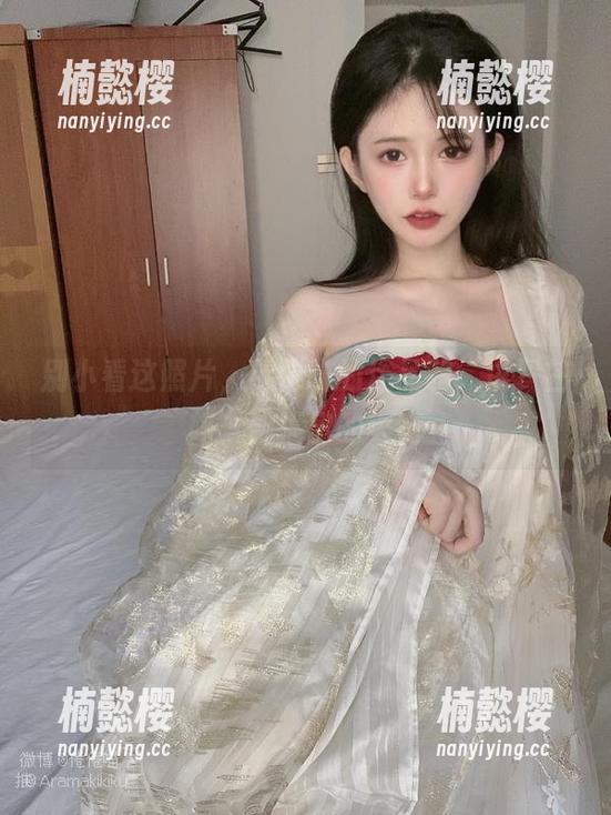 别小看这照片，倦倦喵的作品和“埃罗芒阿”碰撞出的火花