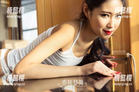 克拉女神-江琴 克拉女神 - 江琴的运动写真,动作神态各异,让我默默咽口水。