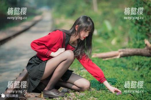 兔玩映画：2B与麻衣的写真，原图让你好好想想。