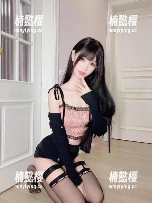 十万口草莓粥粥 微密圈 - “十万口草莓粥粥”护士新图集,福利你值得拥有,不妨一睹为快。