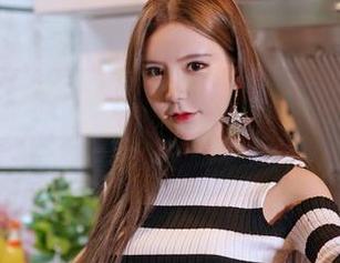 嗲囡囡 – 呃，竟然会看着兔女郎的娜依灵儿出神，我在干嘛？