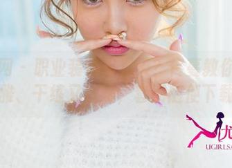 尤果网 – 职业装也有春天？佟蔓教你怎样优雅、干练又妩媚，套图随便下载！