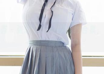 尤蜜荟 – 张思允Nice的婚纱合集，优雅在每一缕微风中