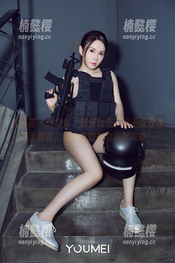 尤蜜荟 - 这全套“精英女警”可不仅仅是打击犯罪，温心怡的魅力同样致命！