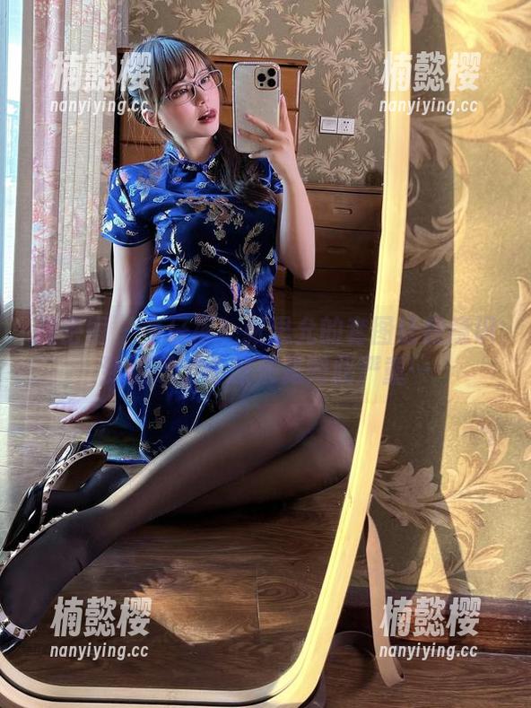 微密圈 - 牛仔裤！张思允的套图让我意识到缺乏个性原来是如此严重…
