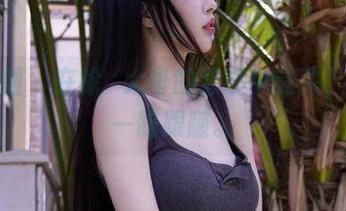 微密圈 – 在徐珺大哥的套装中迷失，下载一路跟随。