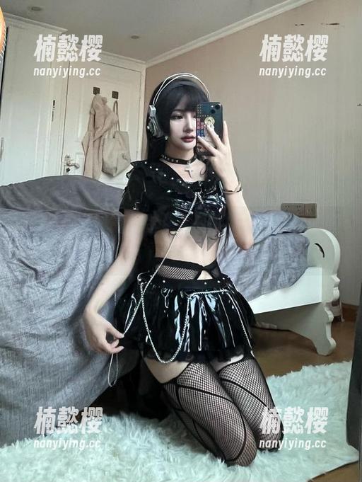 频频出圈！您的蛋蛋带来的YouMi尤蜜睡衣派对COS，高清得让人停不下来！