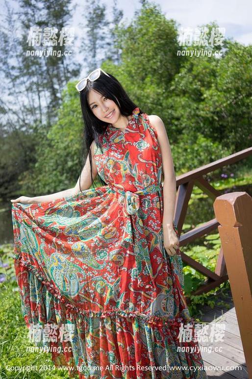 推女神-乔恩夕 推女神 - 乔恩夕的棉袜作品,虽不知咋回事,还是想要免费一双!