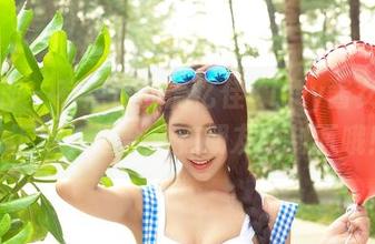 推女神 – 有点怪的施忆佳Kitty酱女仆图片下载，适合放在朋友圈封面哦！