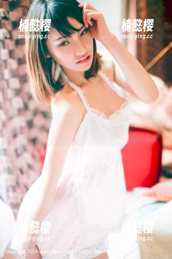 推女神-琪琪qlql 推女神 - 校服时光机?最新原图带你重返琪琪qlql的校园梦