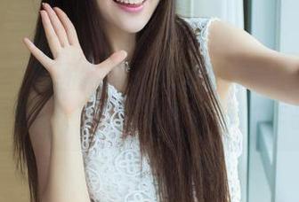 推女神 – 原图特写：绮里嘉Ula的美腿让人心猿意马，不愧是个神奇的作品集。