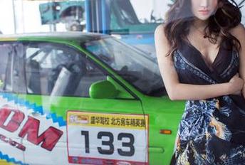 推女郎 – 当Lina变身御姐，全套下载，不用担心出门还要换装！