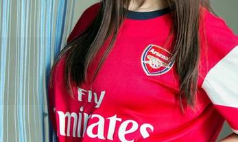 推女郎 – 赵惟依浴室最新写真集，原来水龙头也能成为最佳道具！