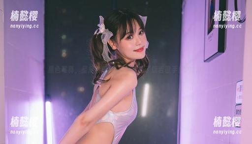 黑色写真，星黛鹿鹿i竟把我变成了饶舌歌手的内心戏