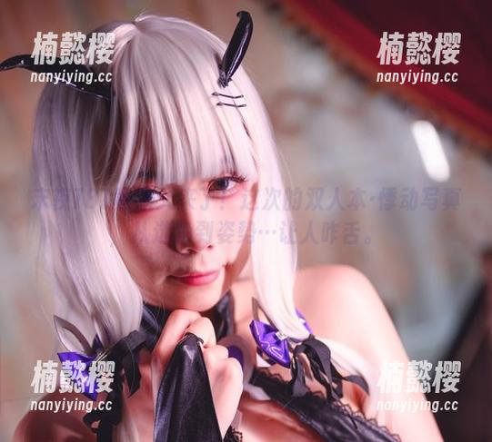 末夜787竟然又来了！这次的双人本·悸动写真，从选角到姿势…让人咋舌。