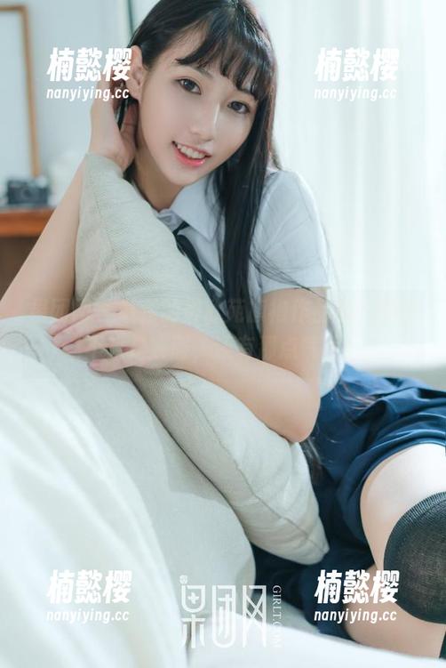 果团网 - 最新的黄歆苑旗袍作品集，穿的不只是衣服，还有那点气质。