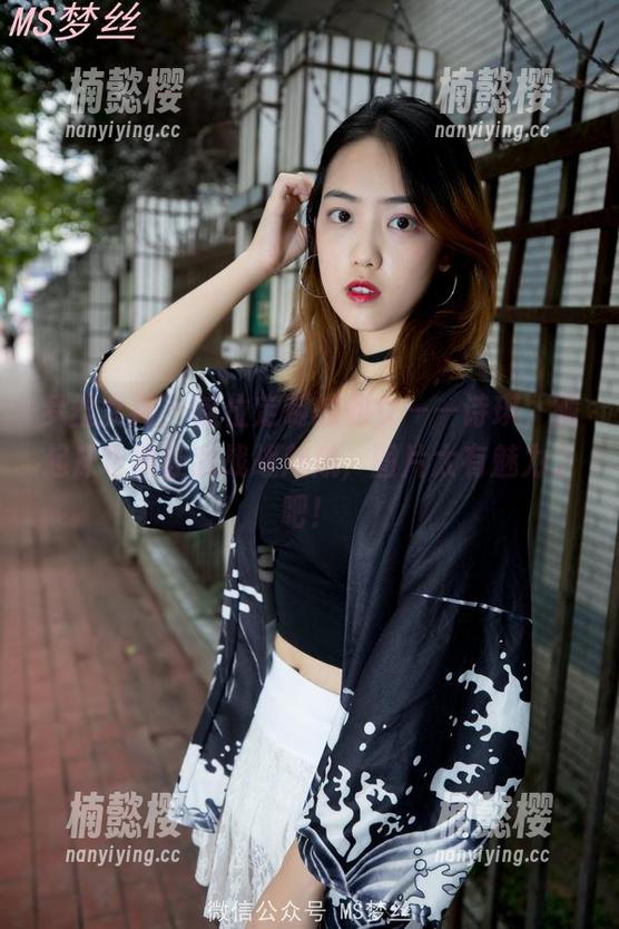 梦丝女神 - 这位定制的仙女——诗琪，刚起床也能让我战战兢兢，图片太有魅力了吧！