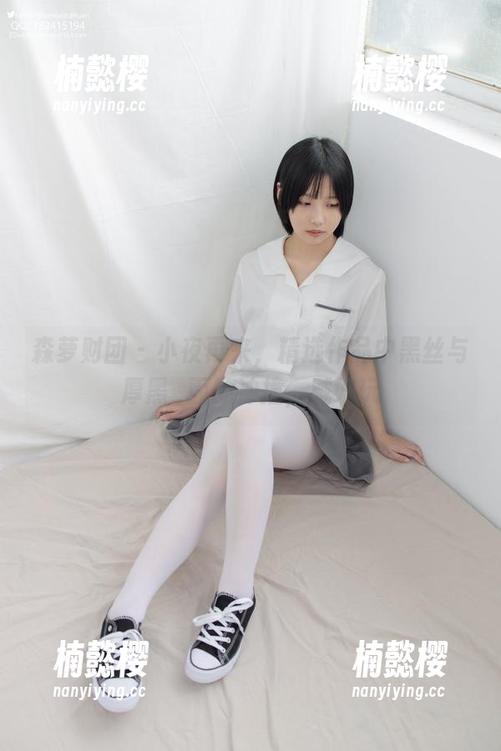森萝财团 - 小夜再来，精选作品中黑丝与厚黑砕面的冲撞，贼好玩