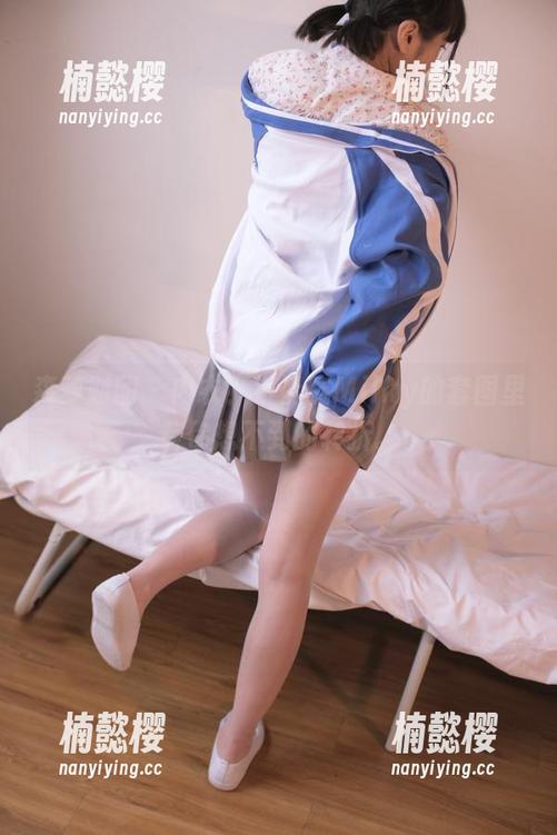 森萝财团-小奶糕Milky 森萝财团 - 内衣?小奶糕Milky的套图里有你想不到的转折。