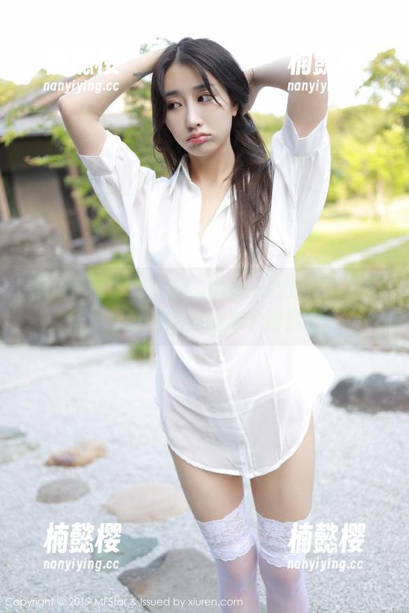 模范学院-NaNa_baby 模范学院 - NaNa_baby护士的图,工作休息时的完美图库下载选择!