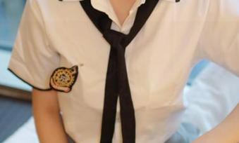 模范学院 – 有奈美nana的吊带在，这作品里又将迸发出多少新奇的资源呢？希望不会太少！